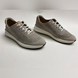 Clarks Un Rio Tie Womens Size 7.5M Leather Tennis Breathable Light Grey/White